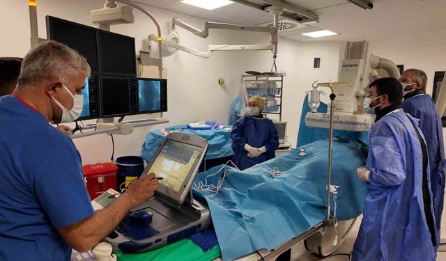 Niğde'de kalıcı kalp pili uygulaması başladı