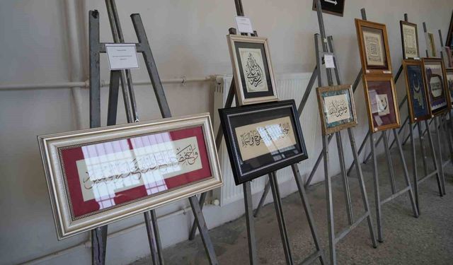 Niğde'de 'Sanatın Diliyle Değerlerimiz' sergisi açıldı