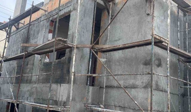 Ormanlı'da inşaattan düşen işçi hayatını kaybetti