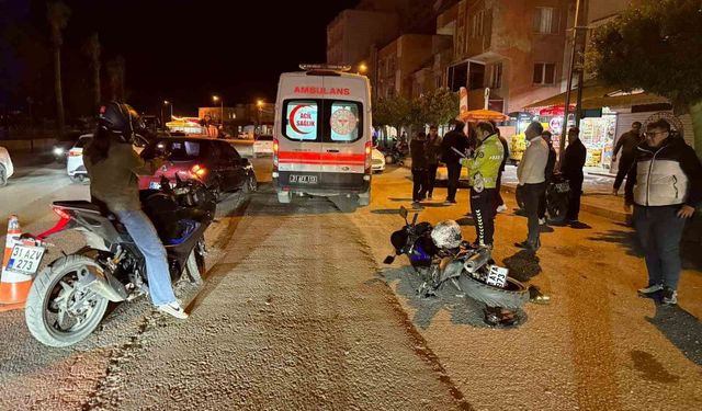 Payas'ta otomobille çarpışan motosikletin sürücüsü yaralandı