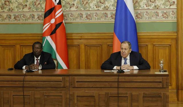 Rusya Dışişleri Bakanı Lavrov; 'İran'ı bir günde fethetmeyi planlayanlar ne kadar yanıldıklarını anlamaya başladı'