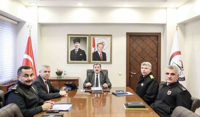 Samsun'da bayram trafiğine 8 bin 109 personelle sıkı denetim