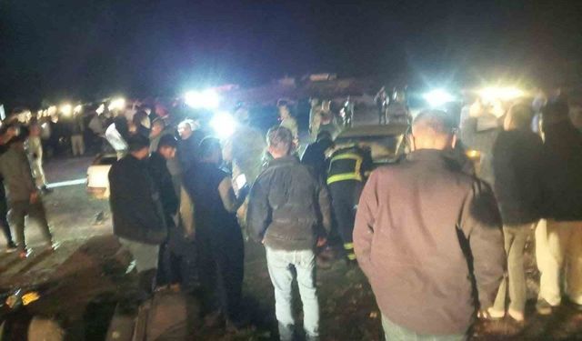 Şanlıurfa'da otomobiller çarpıştı: 1 ölü, 8 yaralı