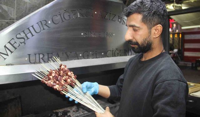 Şanlıurfa'da sahur vakti ciğer keyfi