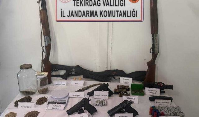 Şarköy'de jandarmadan operasyon: Uyuşturucu, silah ve kaçak içki ele geçirildi