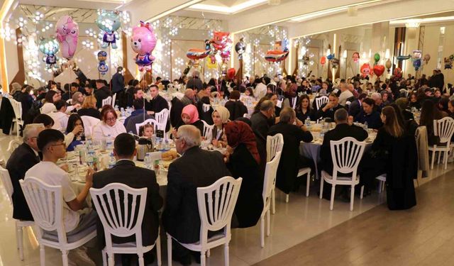 Sivas'ta yetim çocuklar iftar sofrasında buluştu