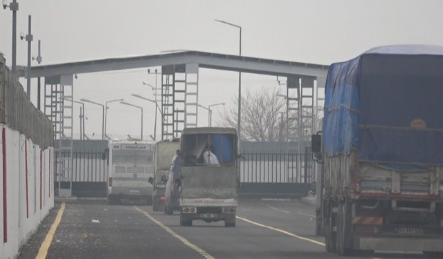 Suriyelilerin gönüllü geri dönüşü bayram öncesi de sürüyor