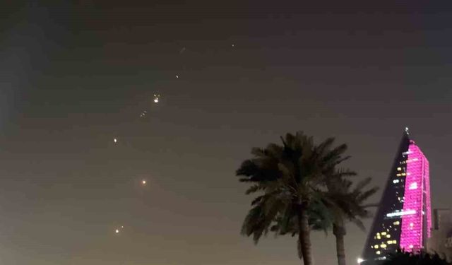 Suudi Arabistan 2 seyir füzesi ve 9 İHA'nın engellendiğini açıkladı