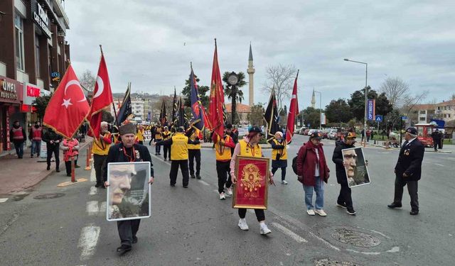 Tekirdağ'dan Çanakkale'ye yürüyorlar
