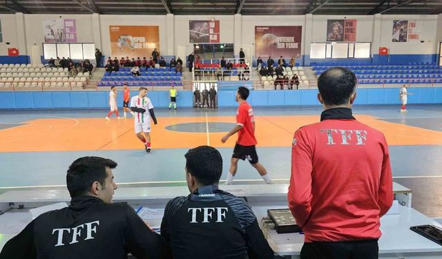 TFF Futsal Ligi Tatvan Etabı devam ediyor