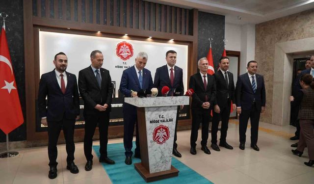 Ticaret Bakanı Ömer Bolat: 'Niğde'de geniş katılımlı istişareler yapacağız'