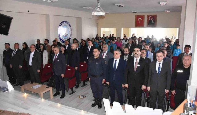 Tomarza'da İstiklâl Marşı'nın Kabulü'nün yıldönümü kutlandı