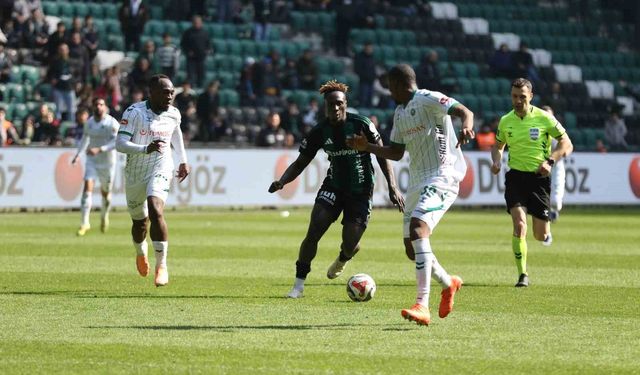 Trendyol Süper Lig: Kocaelispor: 1 - Konyaspor: 2 (Maç sonucu)