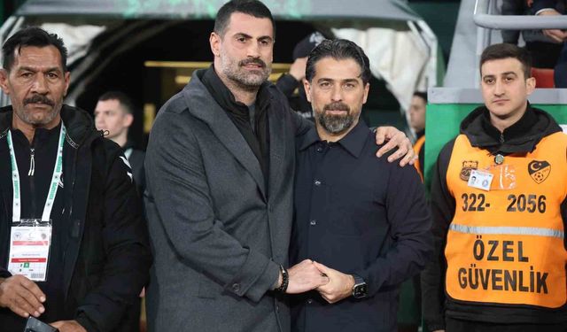 Trendyol Süper Lig: Konyaspor: 0 - Gençlerbirliği: 0 (İlk yarı)