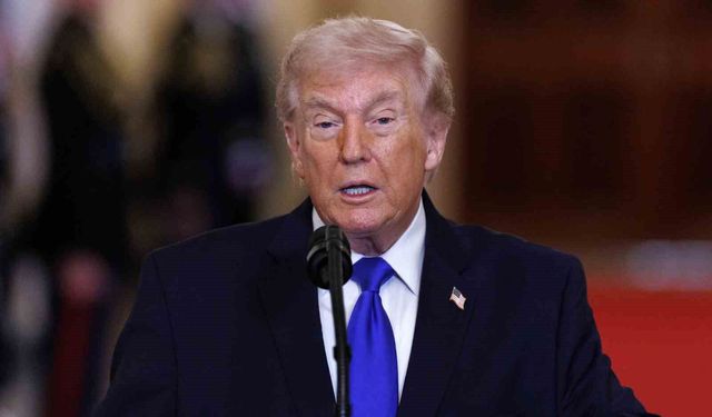 Trump: 'İran Donanması'na ait 9 gemiyi batırdık'