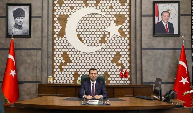 Vali Akmeşe: 'Kadınların katkısı geleceğimiz için vazgeçilmezdir'