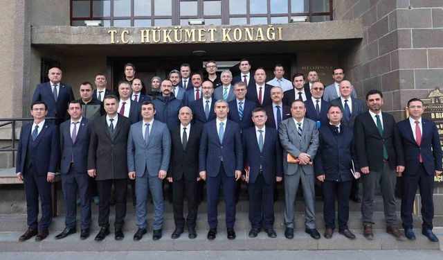 Vali Aktaş: 'Amacımız el birliğiyle kentimizi en iyi yerlere getirmek'