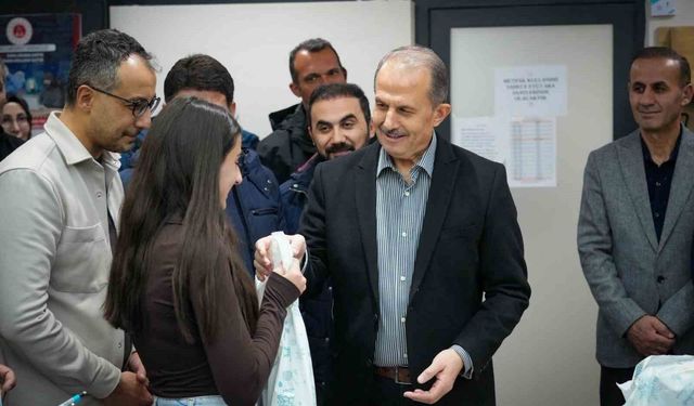 Vali Taşyapan'dan Diyanet Gençlik Etüt Merkezi'ne ziyaret