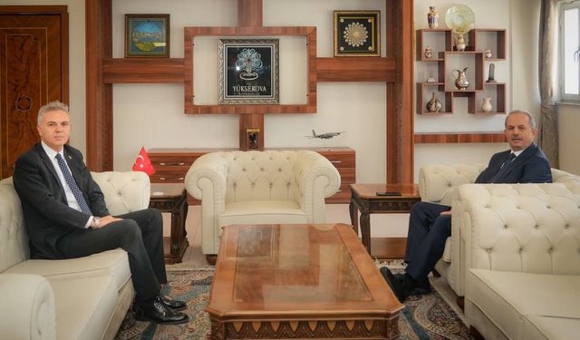 Vali Taşyapan'dan Yüksekova mesaisi