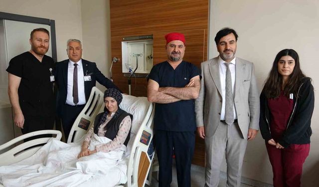 Van'da bölge tarihinde bir ilk: Göğüs kafesi açılmadan kalp ameliyatı yapıldı