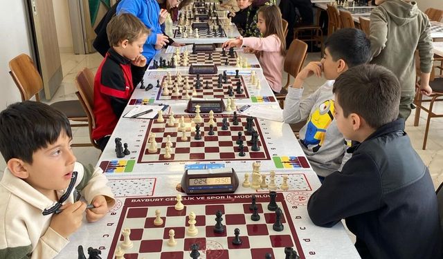 Yeşilay Satranç Turnuvası tamamlandı