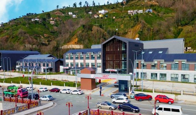 Güneysu Tenzile Erdoğan Hastanesi Yeni Binasında Hizmete Başlıyor