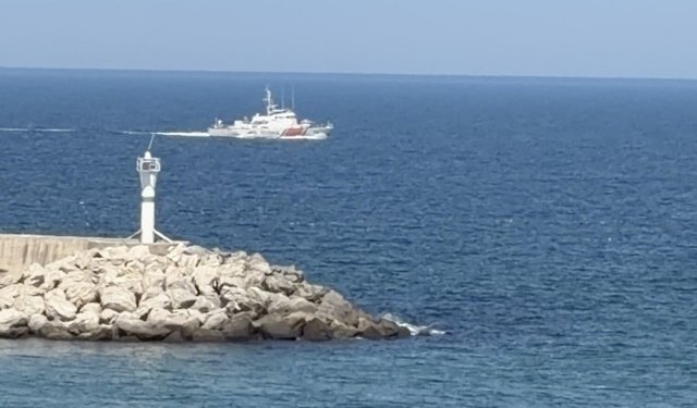 AFAD ve sahil güvenlik ekipleri, kaybolan genci aradı