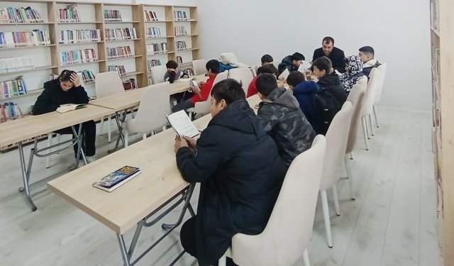 Ağaçören'de öğrenciler kütüphane ile buluştu