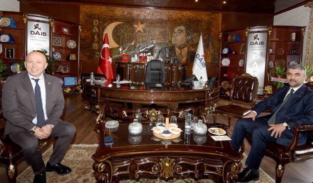 AK Parti Erzurum İl Başkanı Av. Küçükoğlu'ndan DAİB Başkanı Madırlı'ya 'Hayırlı olsun' ziyareti