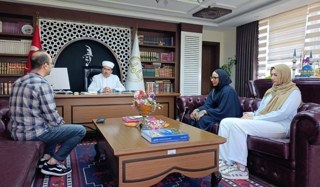 Alman vatandaşı Alanya'da müslüman oldu