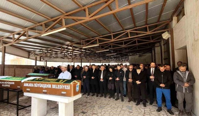 Ankara'daki otobüs kazasında hayatını kaybeden 4 kişi son yolculuğuna uğurlandı