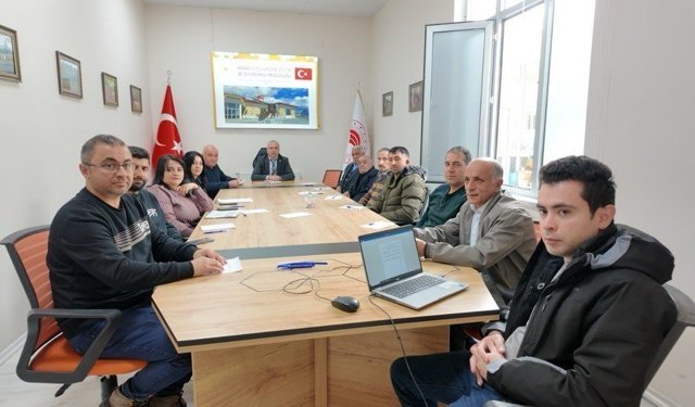 Ardahan'da arıcılığın geliştirilmesine yönelik değerlendirme toplantısı yapıldı