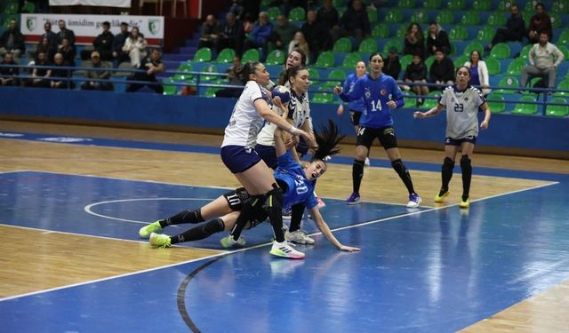 Armada Praxis Yalıkavakspor, İstanbul deplasmanından galibiyetle döndü