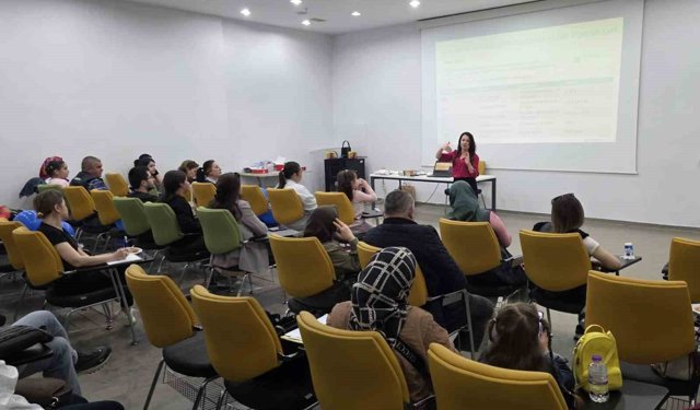 ASSİM'de diyabet teknolojileri eğitimi verildi