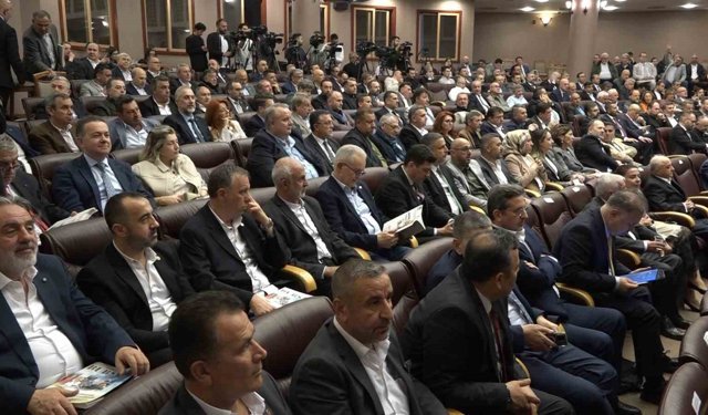 Bakan Bolat, Bursa'da iş adamlarıyla bir araya geldi