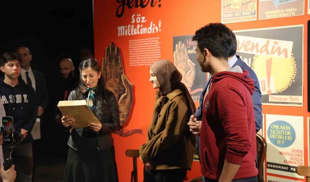 Bakan Tekin'den, Fadime öğretmene doğum günü sürprizi