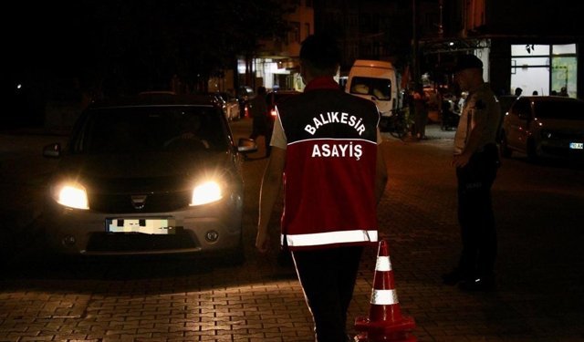 Balıkesir'de aranan 128 şahıs yakalandı