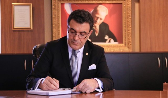 Başkan Demir'den 23 Nisan mesajı