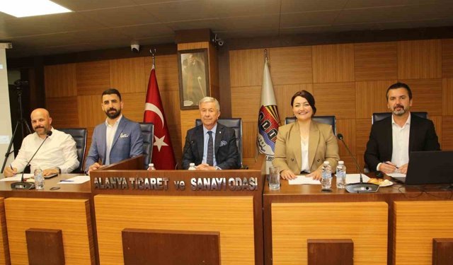 Başkan Erdem: 'Alanya'nın tarımsal potansiyelini daha ileriye taşımak için çalışıyoruz'