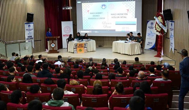 Battalgazi'de liseler arası münazara yarışması tamamlandı