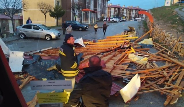 Bayburt için kuvvetli rüzgar ve fırtına uyarısı
