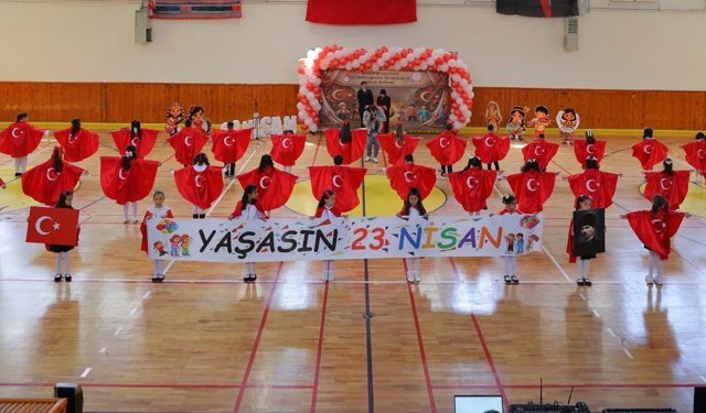 Bayburt'ta 23 Nisan Çocuk Bayramı coşkuyla kutlandı