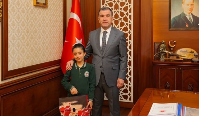 Bayburt'ta vali koltuğuna Ecren Nisa oturdu