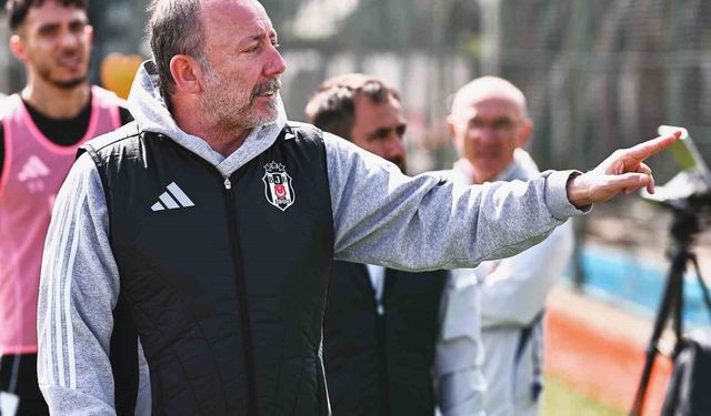 Beşiktaş, Fenerbahçe maçı hazırlıklarını sürdürdü