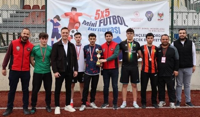 Bilecik'te 5x5 Futbol Turnuvası sona erdi