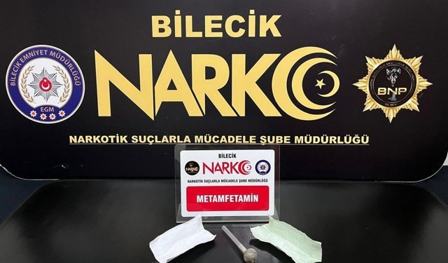 Bilecik'te uyuşturucu çıkan araca 249 bin TL ceza