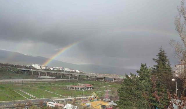 Bingöl'de gökkuşağı görsel şölen oluşturdu