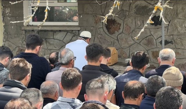 Bolu'da annesinin öldürdüğü 2 aylık Ela bebek son yolculuğuna uğurlandı