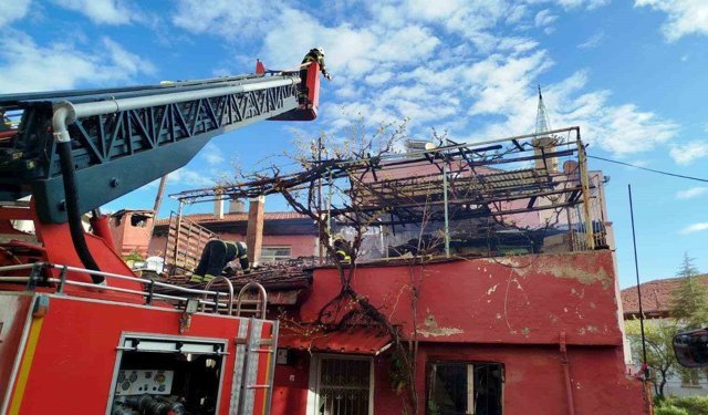 Burdur'da müstakil evde yangın paniği