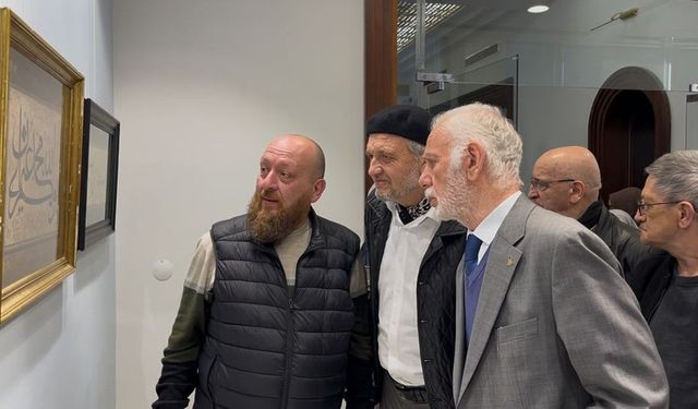 Bursa'da 700. yıla özel hat sergisine yoğun ilgi